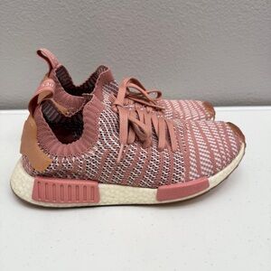 Adidas Boost Running Shoes Size 8 Pink Comfy